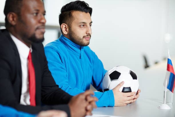 Futbolcu Menajerliği Nedir? Nasıl Futbol Menajeri Olunur?