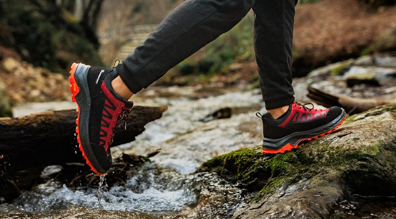 Trekking Yaparken Hangi Ayakkabılar Tercih Edilmeli?
